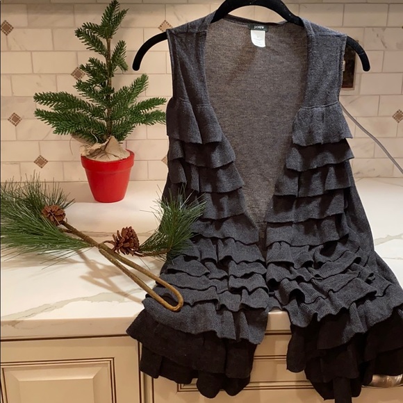 J.CREW RUFFLE LAYER VEST - Picture 1 of 4
